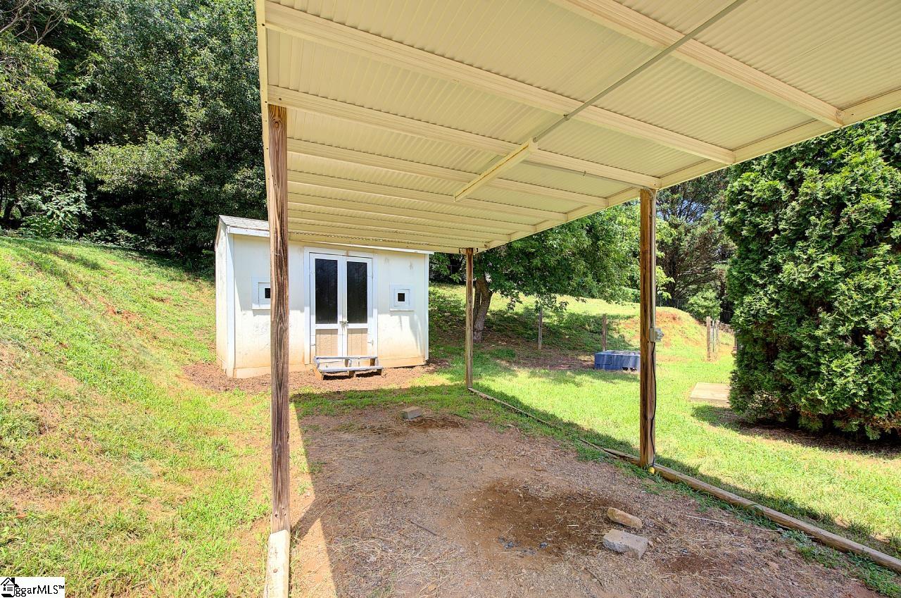 223 Apple Hill Road Easley, SC 29642 - Photo 2 of 32