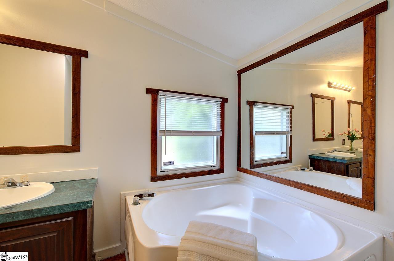 223 Apple Hill Road Easley, SC 29642 - Photo 29 of 32
