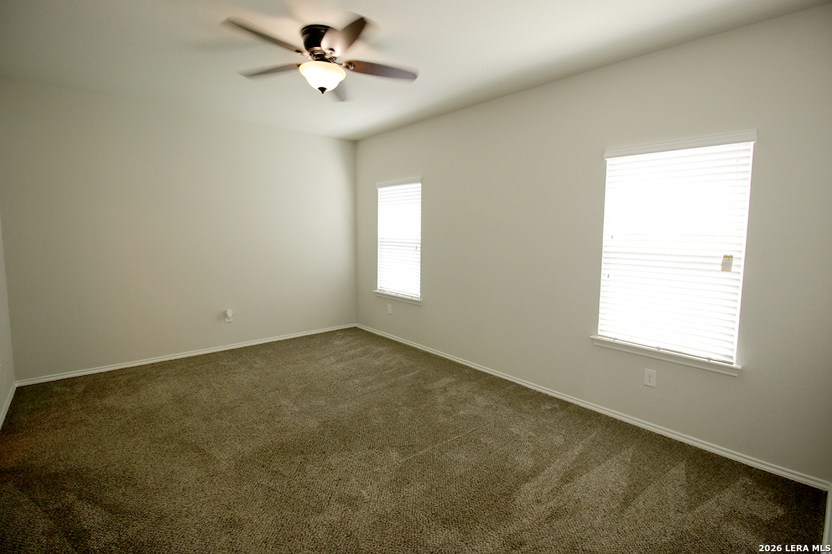 2446 Keyhole View Converse, TX 78109 - Photo 5 of 30