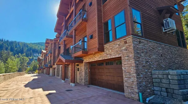 $2,590,000 | 32 Olaf Court, Sandpoint, ID 83864