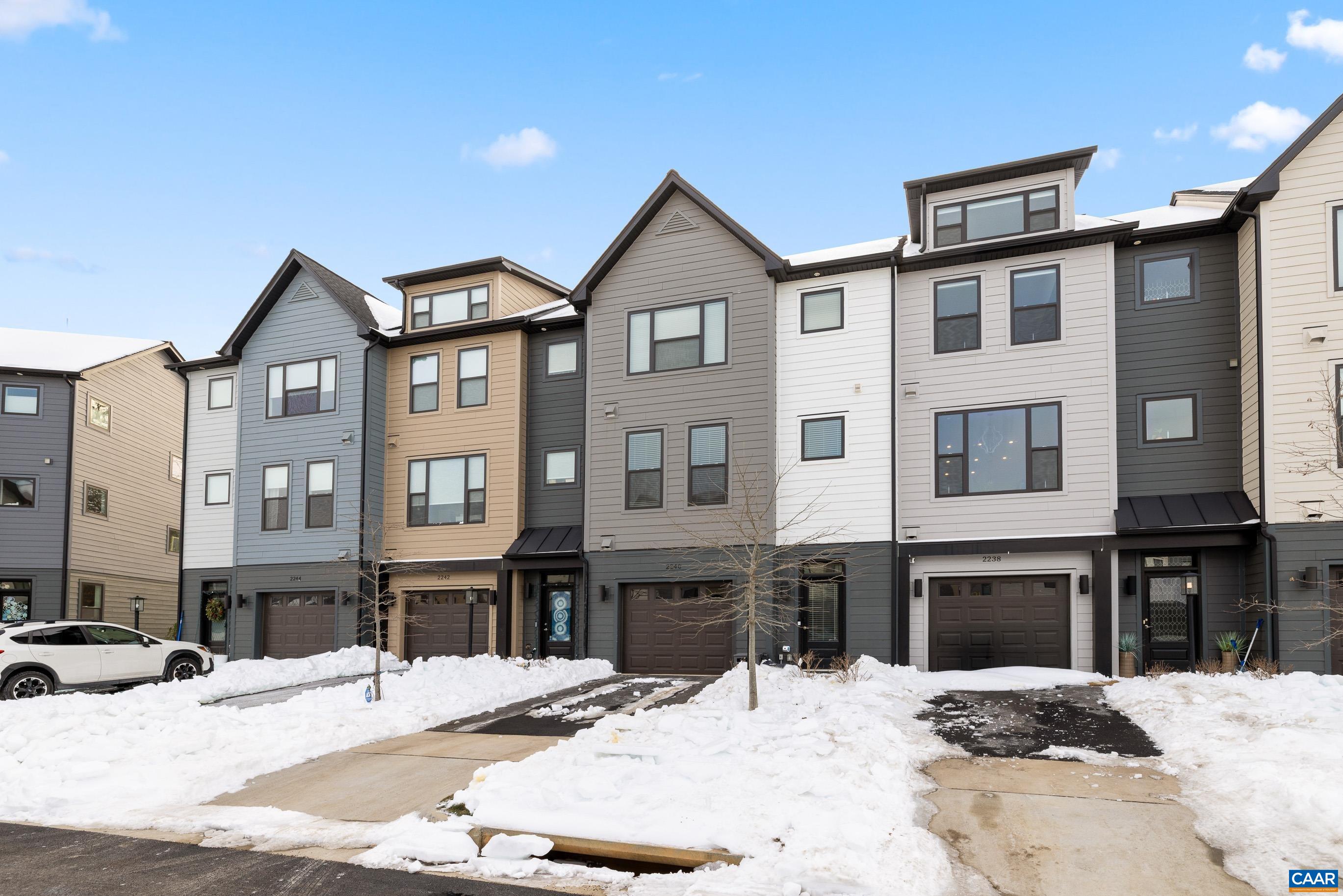 2240 Fowler Street Charlottesville, VA 22901 - Photo 2 of 30