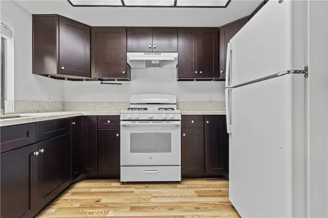 $615,000 | 1927 Huntington Drive, Unit H, Duarte, CA 91010