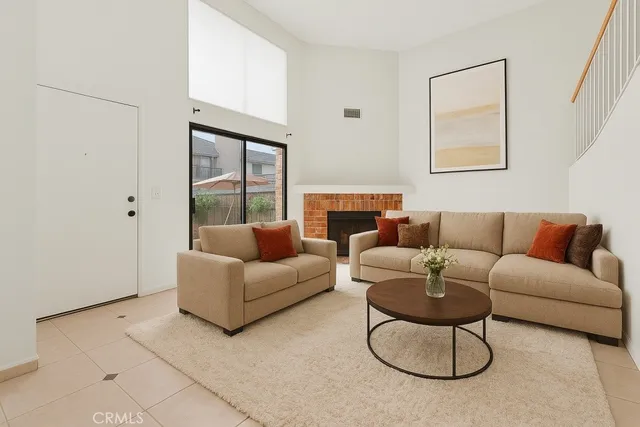 $615,000 | 1927 Huntington Drive, Unit H, Duarte, CA 91010