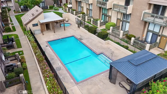 $615,000 | 1927 Huntington Drive, Unit H, Duarte, CA 91010