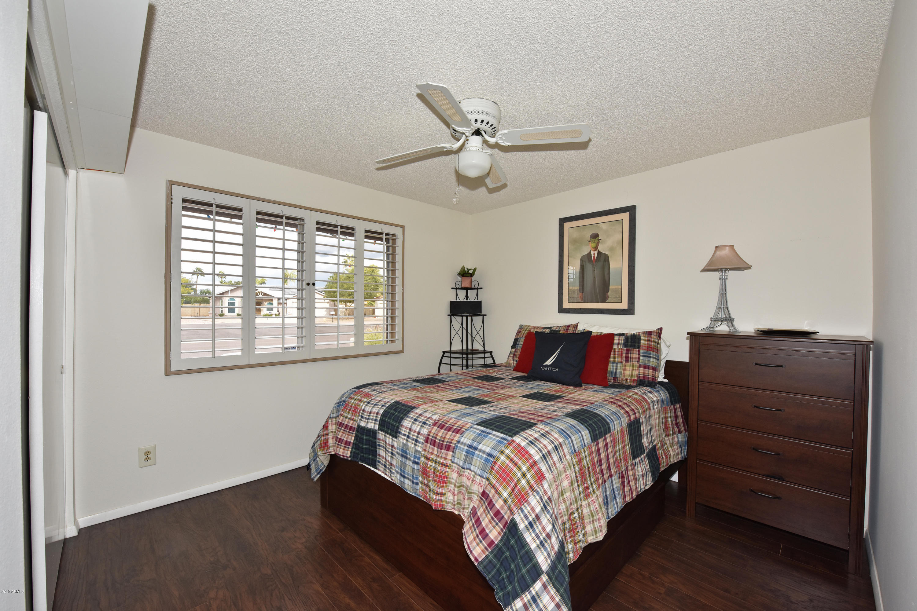 801 East Grandview Road Phoenix, AZ 85022 - Photo 13 of 22 Guest A1