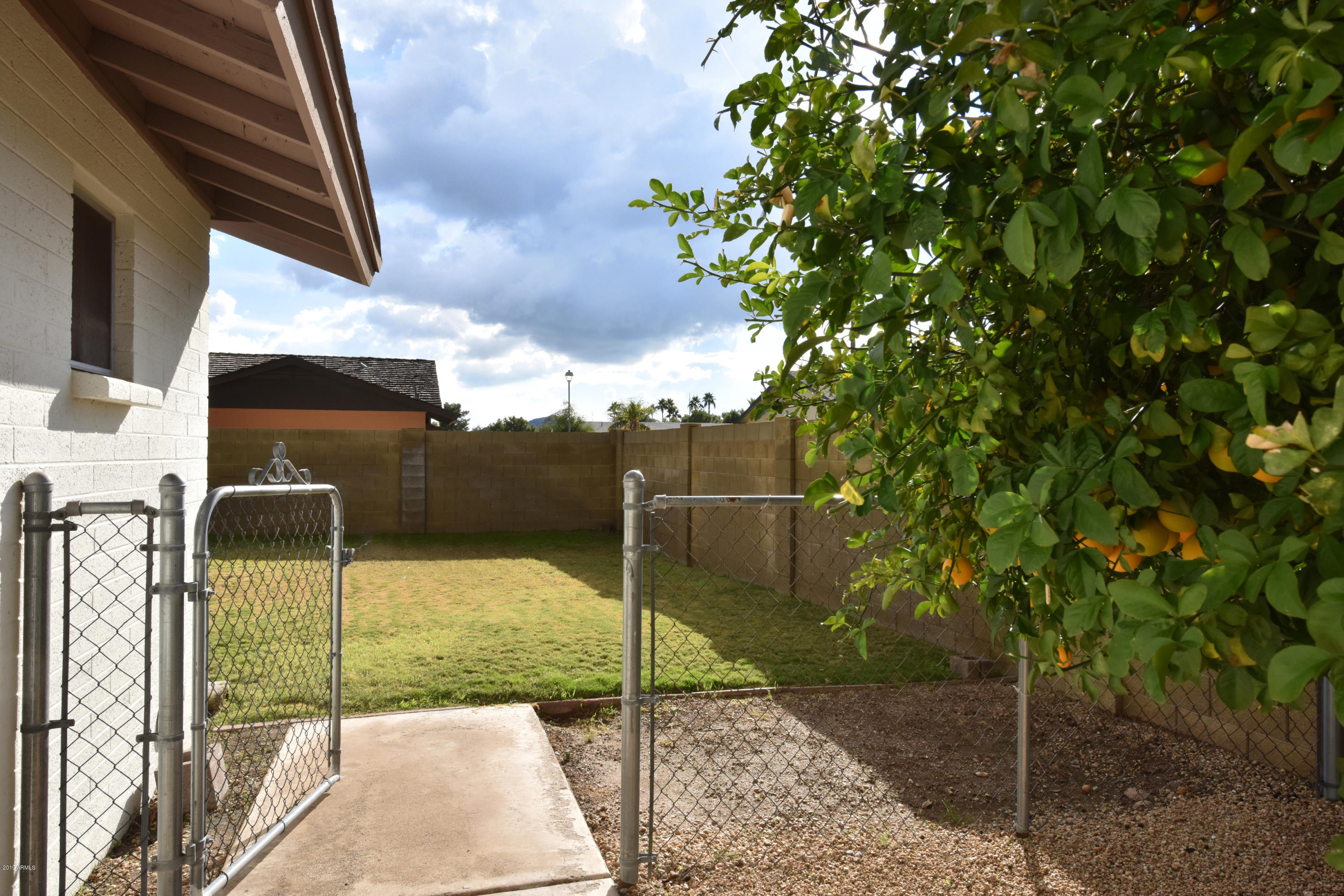 801 East Grandview Road Phoenix, AZ 85022 - Photo 22 of 22 Side Gate