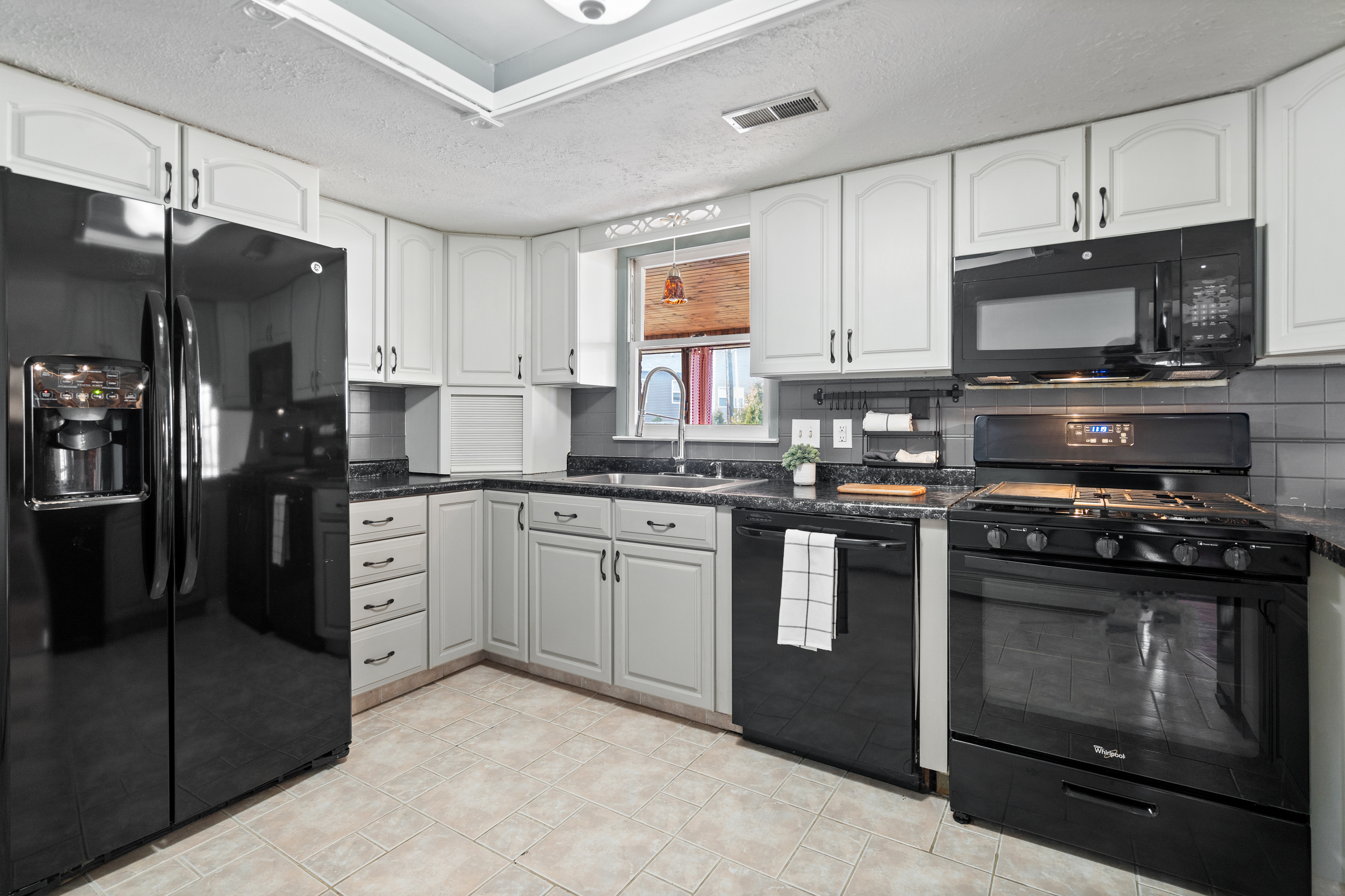 2808 Tansel Road Indianapolis, IN 46234 - Photo 5 of 29 Gallery Image 5