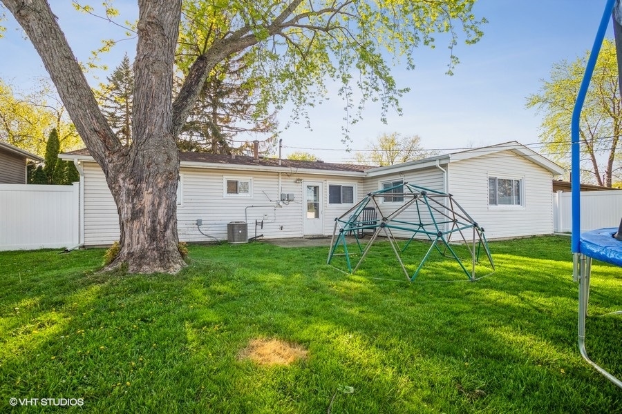 7017 Orchard Lane Hanover Park, IL 60133 - Photo 13 of 25