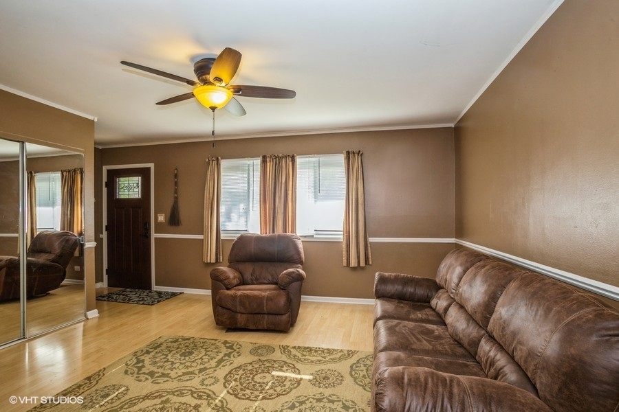7017 Orchard Lane Hanover Park, IL 60133 - Photo 4 of 25