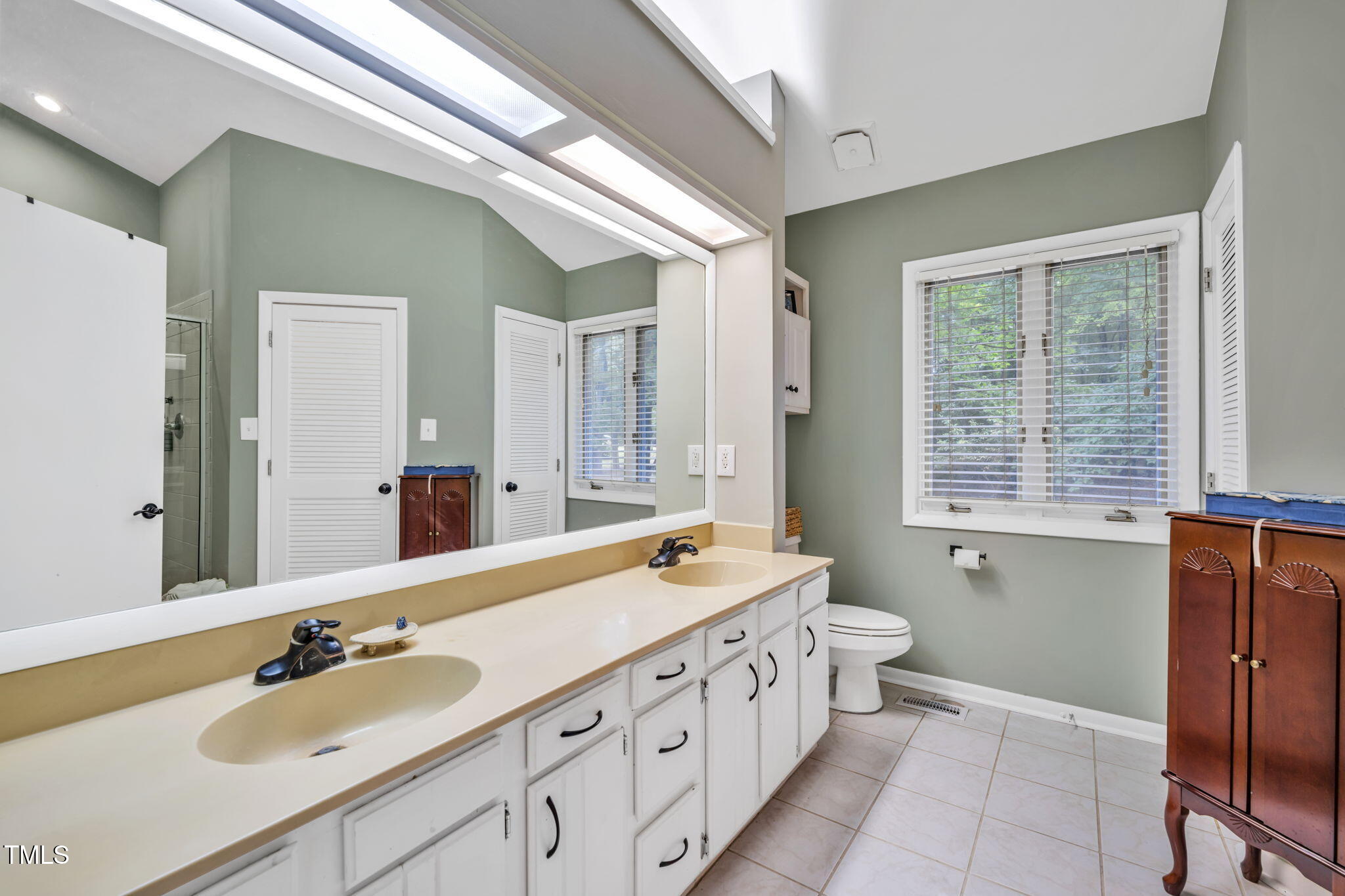 4401 Shadetree Court Raleigh, NC 27613 - Photo 20 of 31 24-web-or-mls-untitled-25