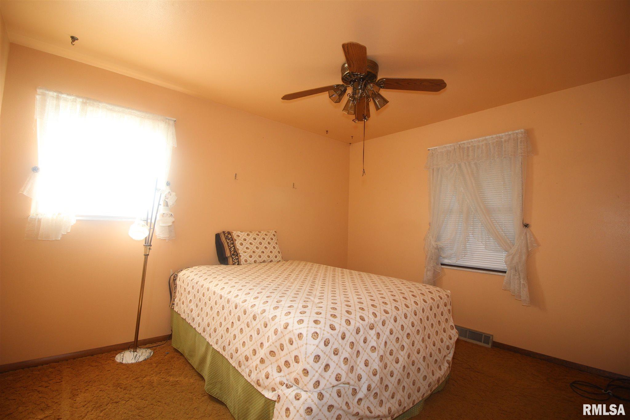 115 Lynnhaven Drive Washington, IL 61571 - Photo 13 of 29 Gallery Image 13