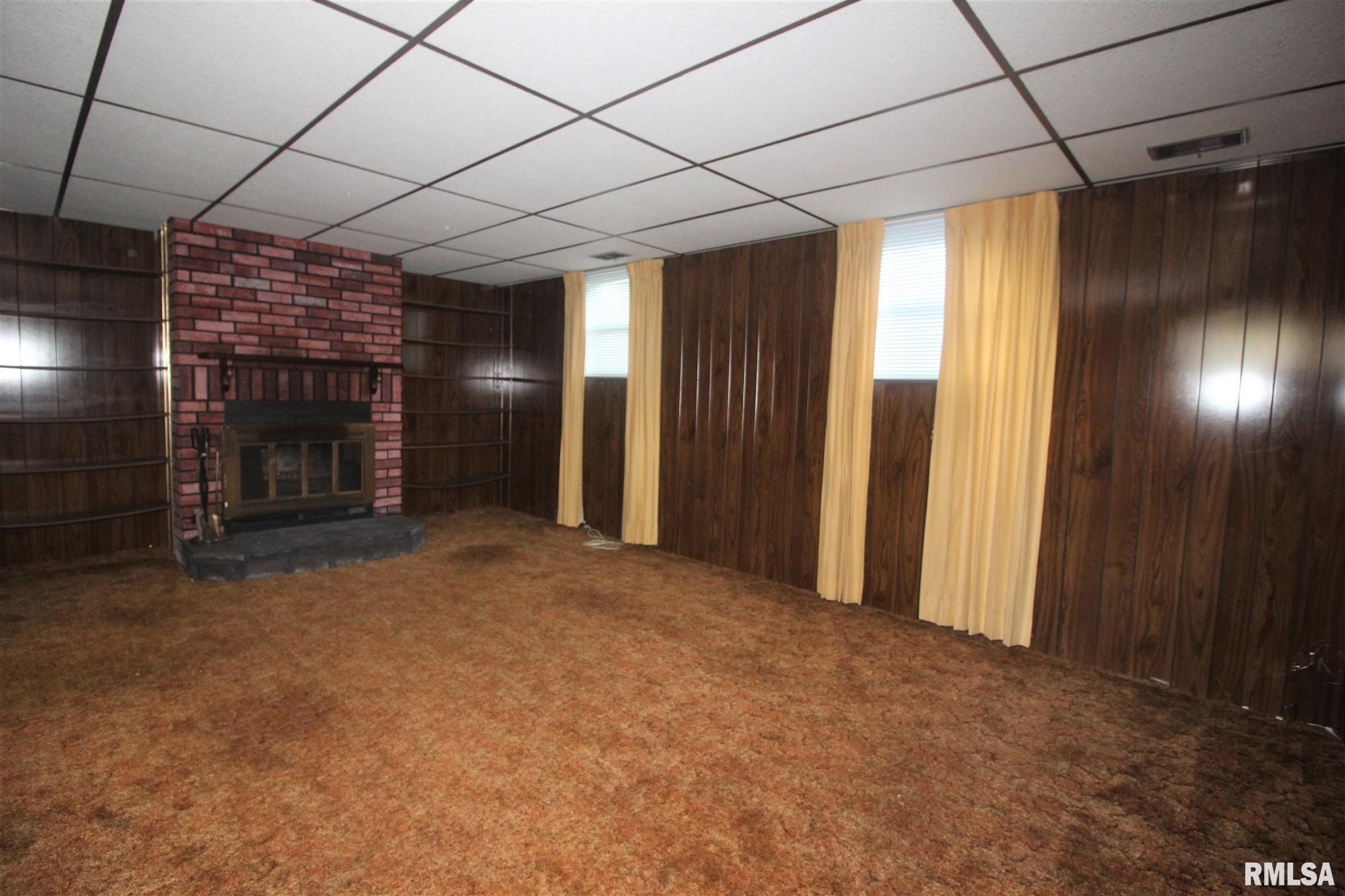 115 Lynnhaven Drive Washington, IL 61571 - Photo 18 of 29 Gallery Image 18