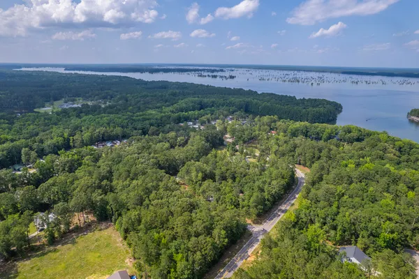 $39,990 | 0 Breezewood Court, Elloree, SC 29047