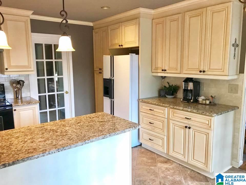 2521 Chuchura Road Birmingham, AL 35244 - Photo 13 of 31