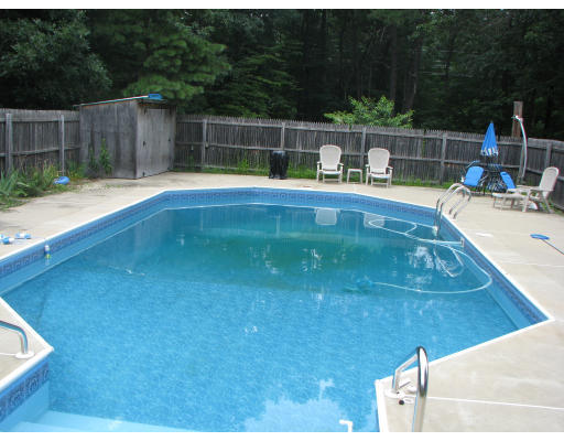 30 Peabody Road Shirley, MA 01464 - Photo 3 of 3