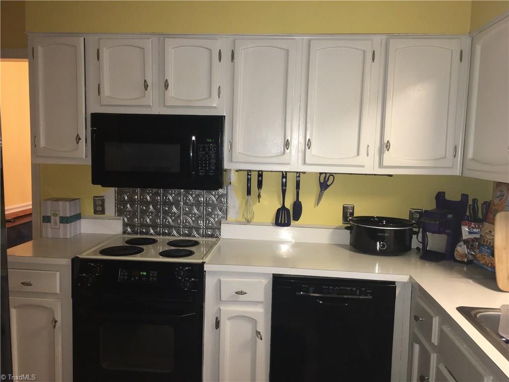 4822 Tower Road, Unit A Greensboro, NC 27410 - Photo 4 of 11 Gallery Image 4
