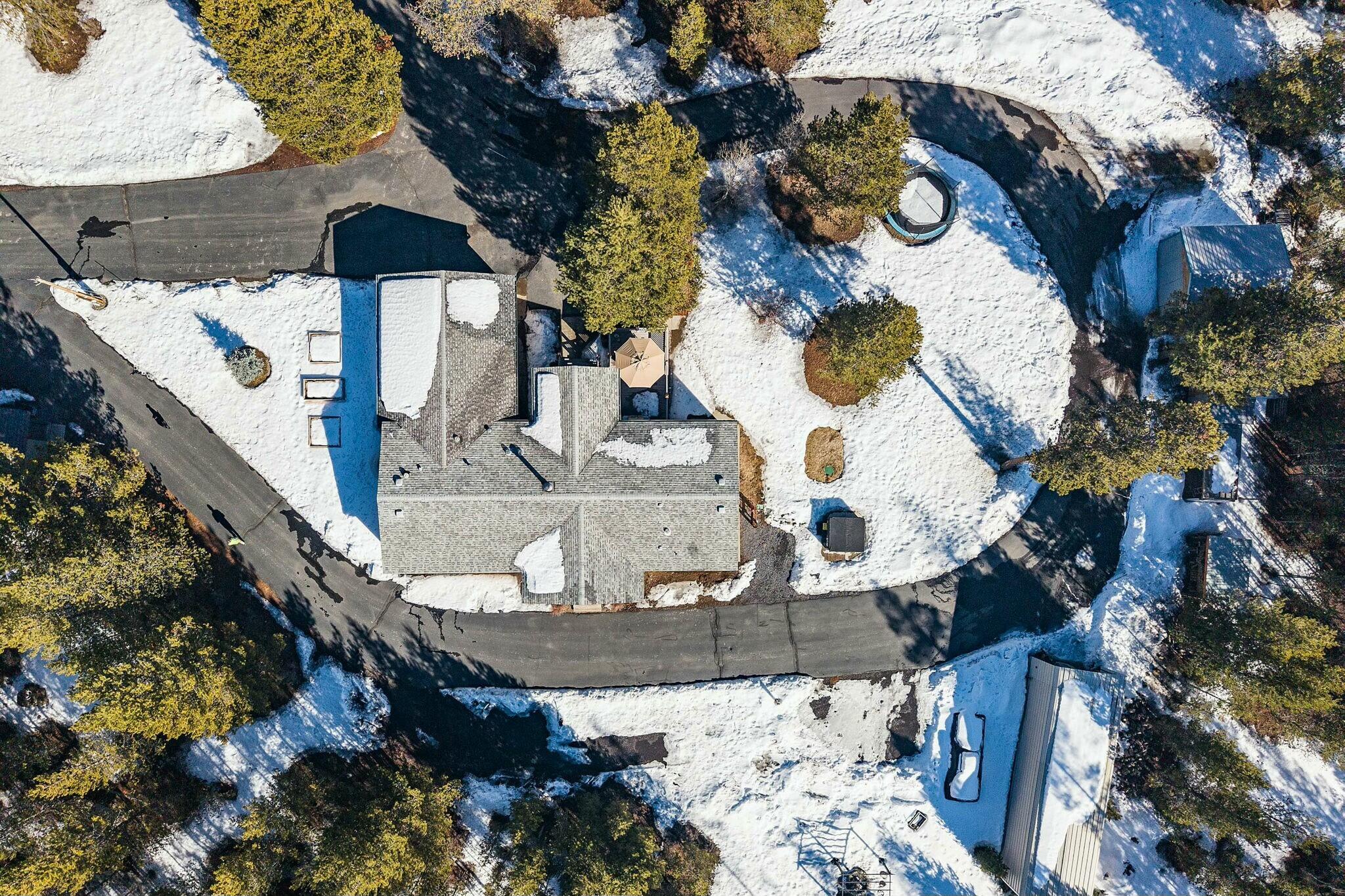 15879 Ranch Place La Pine, OR 97739 - Photo 14 of 42 driveway