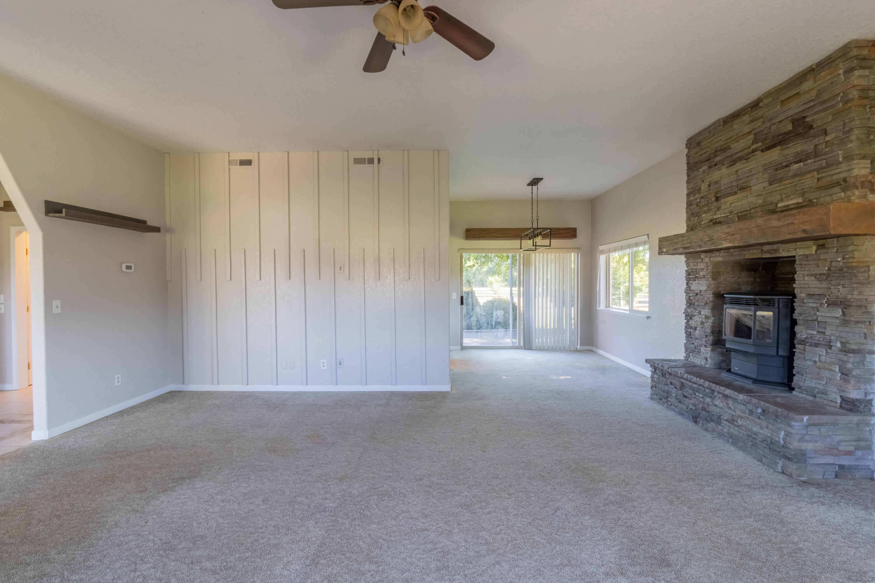4867 Lower River Road Grants Pass, OR 97526 - Photo 8 of 46 8
