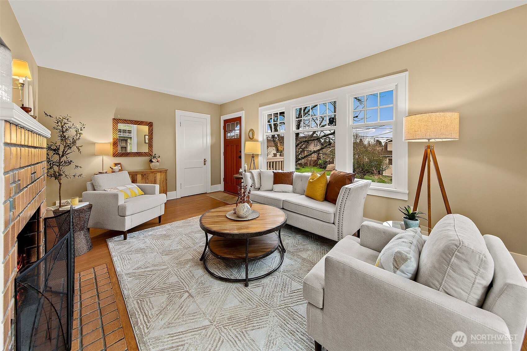 7821 11th Avenue Northeast Seattle, WA 98115 - Photo 4 of 20