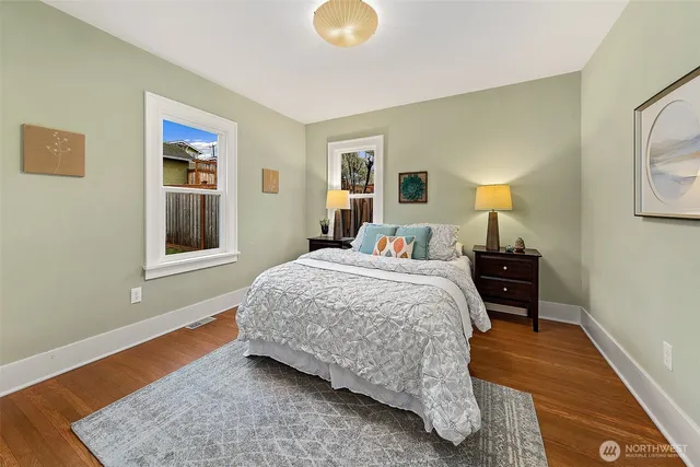 $825,000 | 7821 11th Avenue Northeast, Seattle, WA 98115