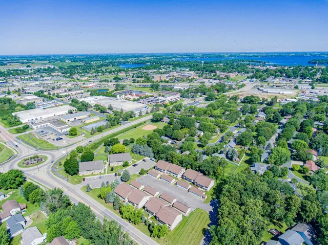 $174,900 | 22 East 13th Street, Waconia, MN 55387