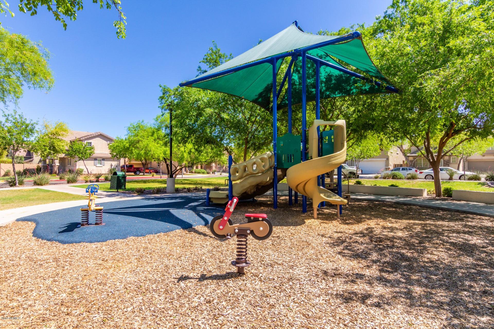 2234 East Fraktur Road Phoenix, AZ 85040 - Photo 24 of 27 Play Area