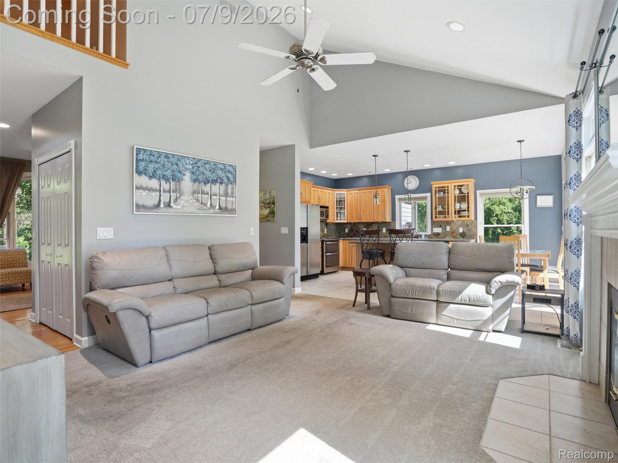 9326 Foley Crossing Fenton, MI 48430 - Photo 3 of 32 10-DSC02487.jpg