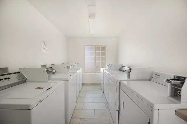 $230,000 | 48304 Stewart Drive, Unit J1, Indio, CA 92201