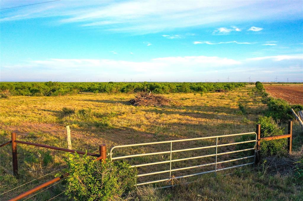 235 227 Haskell Tx 79521 Haskell, TX 79521 - Photo 27 of 40 a view of an ocean and beach