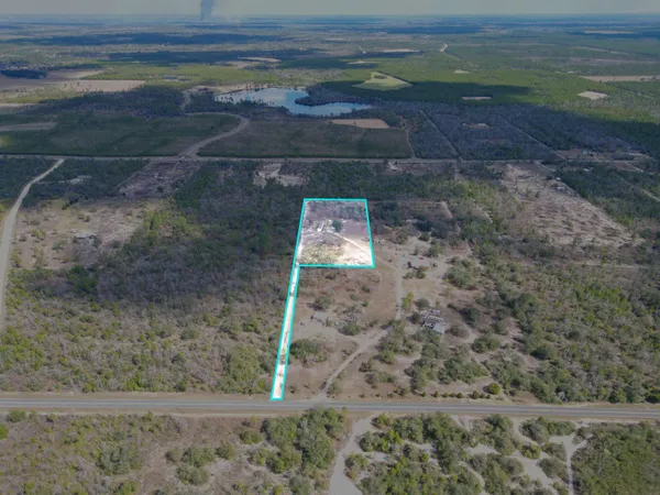 $169,900 | 21835 Lake McKenzie Boulevard, Altha, FL 32421