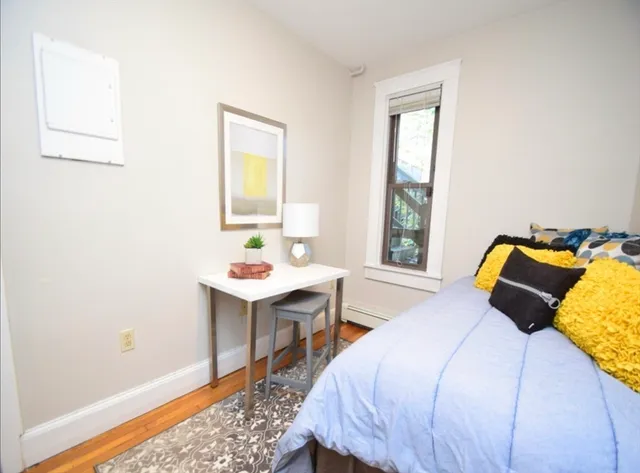 $2,400 | 217 Boylston Street, Unit 2, Boston, MA 02130