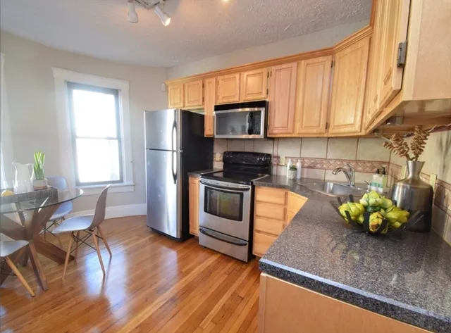 $2,400 | 217 Boylston Street, Unit 2, Boston, MA 02130