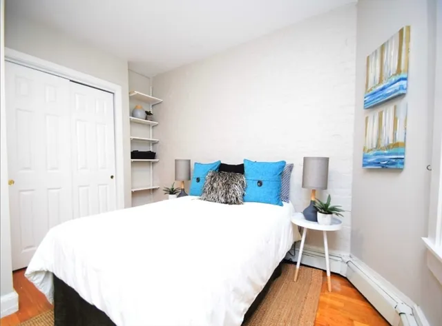 $2,400 | 217 Boylston Street, Unit 2, Boston, MA 02130
