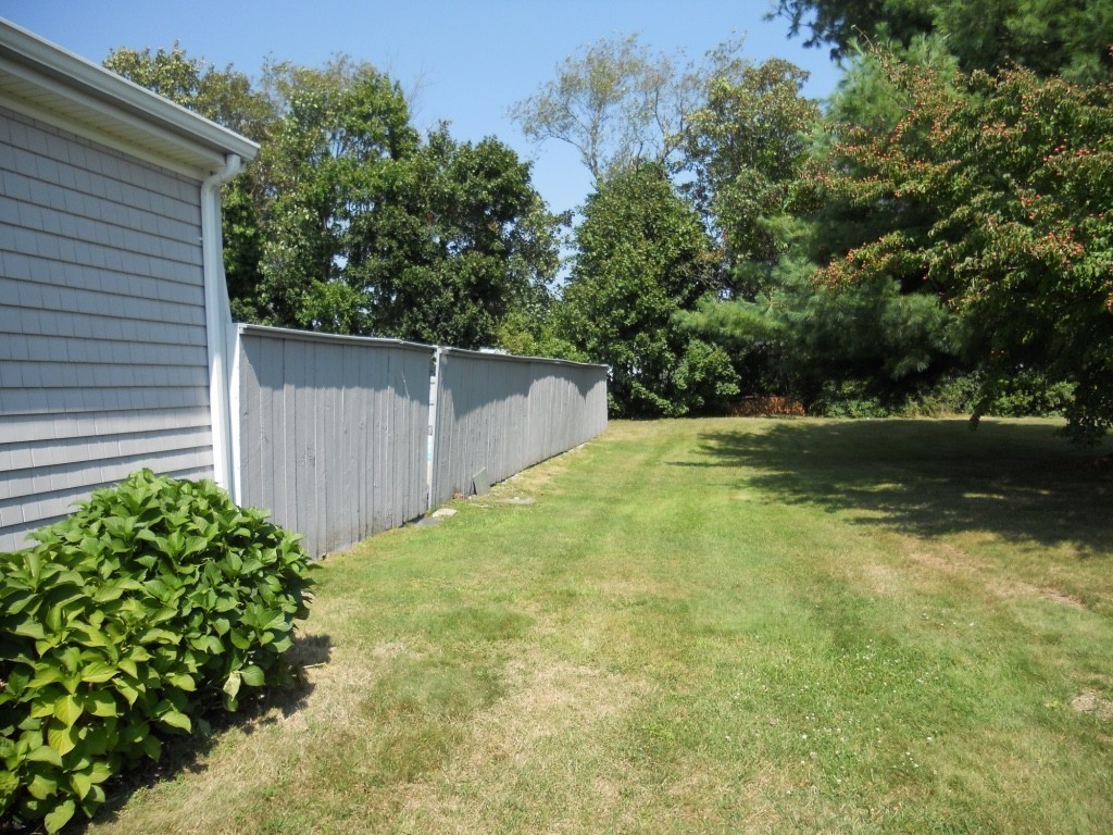 158 Kaufman Road Somerset, MA 02726 - Photo 2 of 21 Gallery Image 2