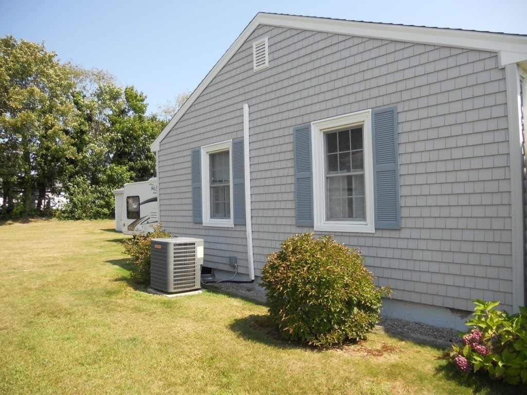158 Kaufman Road Somerset, MA 02726 - Photo 5 of 21 Gallery Image 5