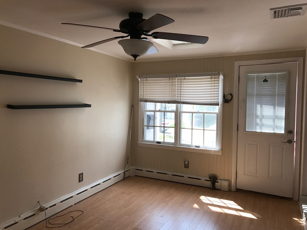 158 Kaufman Road Somerset, MA 02726 - Photo 6 of 21 Gallery Image 6