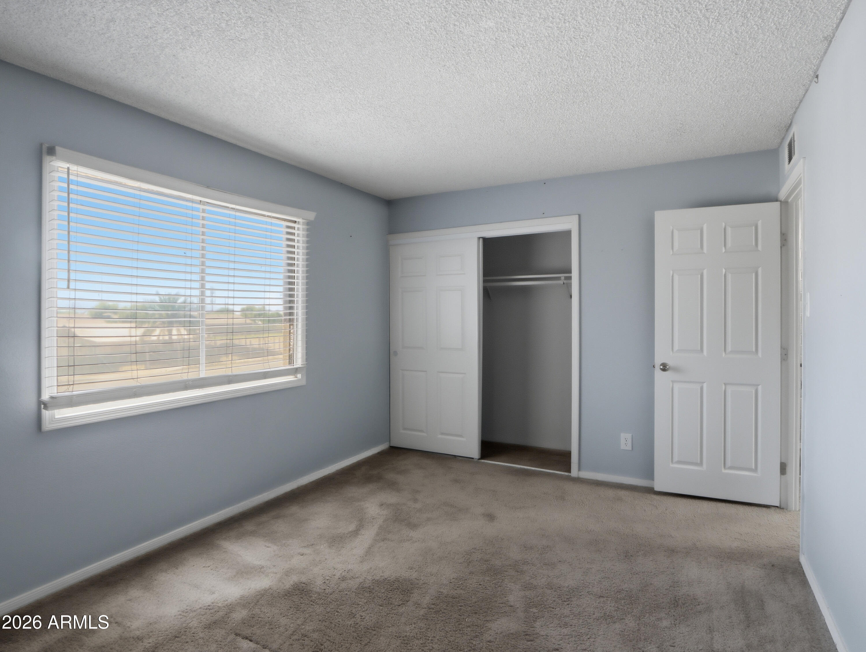 4051 West Palomino Road Phoenix, AZ 85019 - Photo 17 of 29 Palomino00015