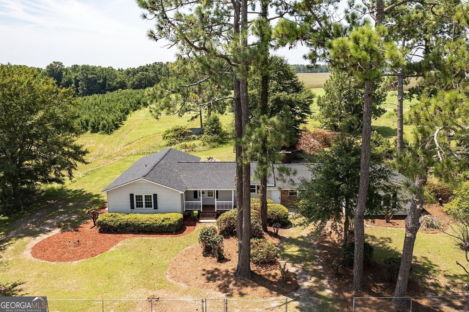 236 Duke Road Shellman, GA 39886 - Photo 1 of 1 a front view of a house with a yard