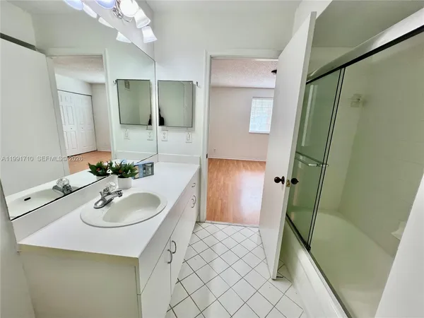 $3,400 | 3665 San Simeon Circle, Unit 3665, Weston, FL 33331