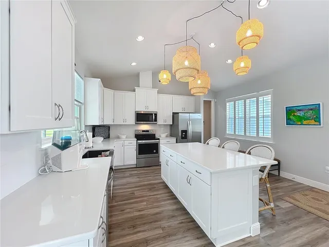 $3,000,000 | 10220 Bay Lake Road, Groveland, FL 34736