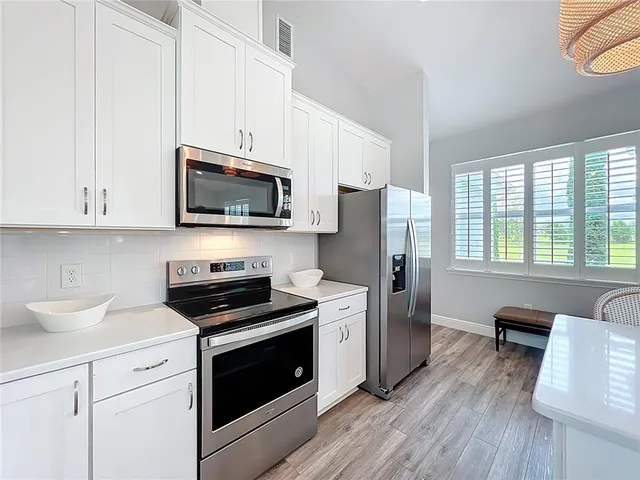 $3,000,000 | 10220 Bay Lake Road, Groveland, FL 34736