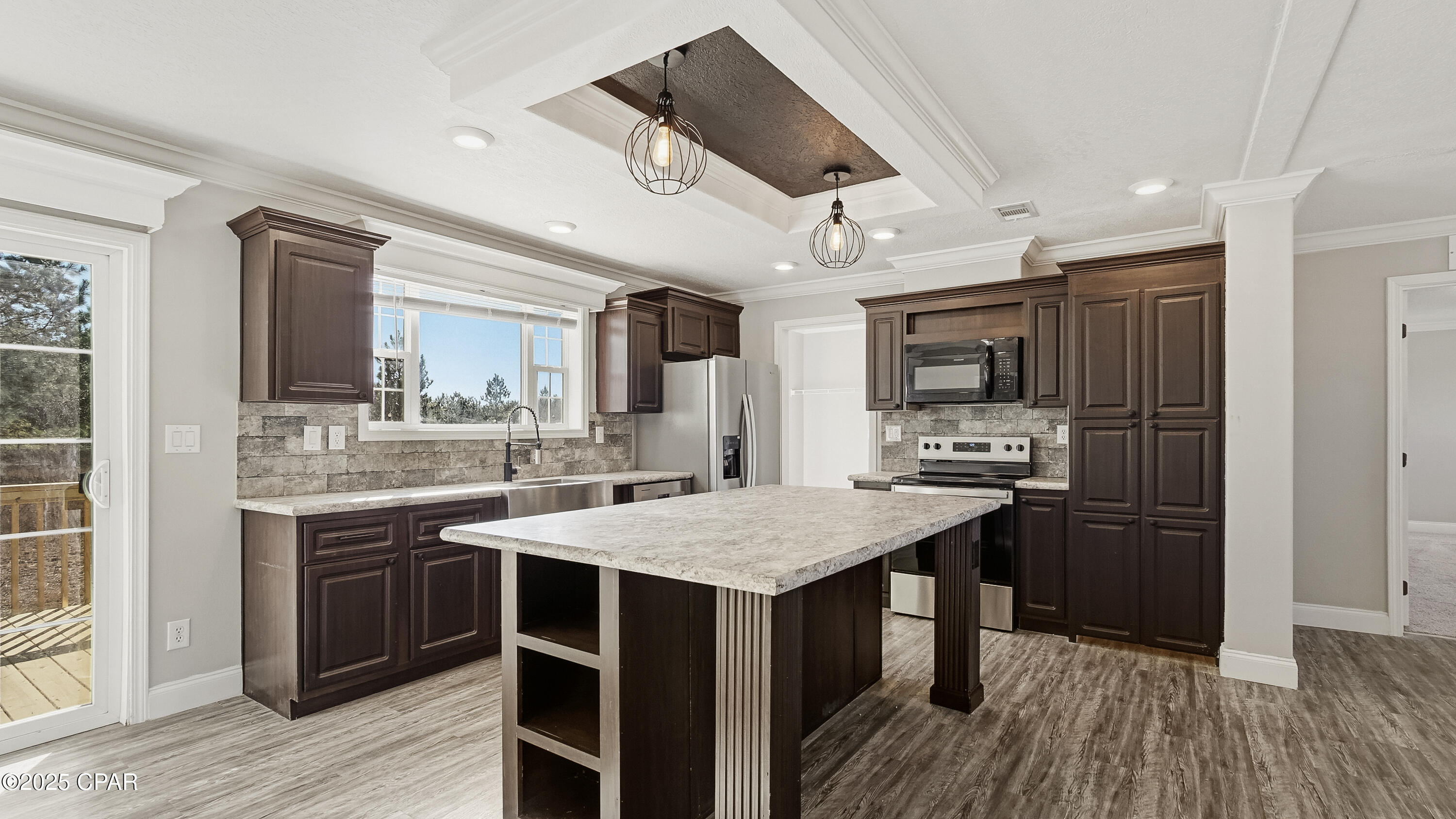 5375 Suncrest Road Marianna, FL 32448 - Photo 3 of 41