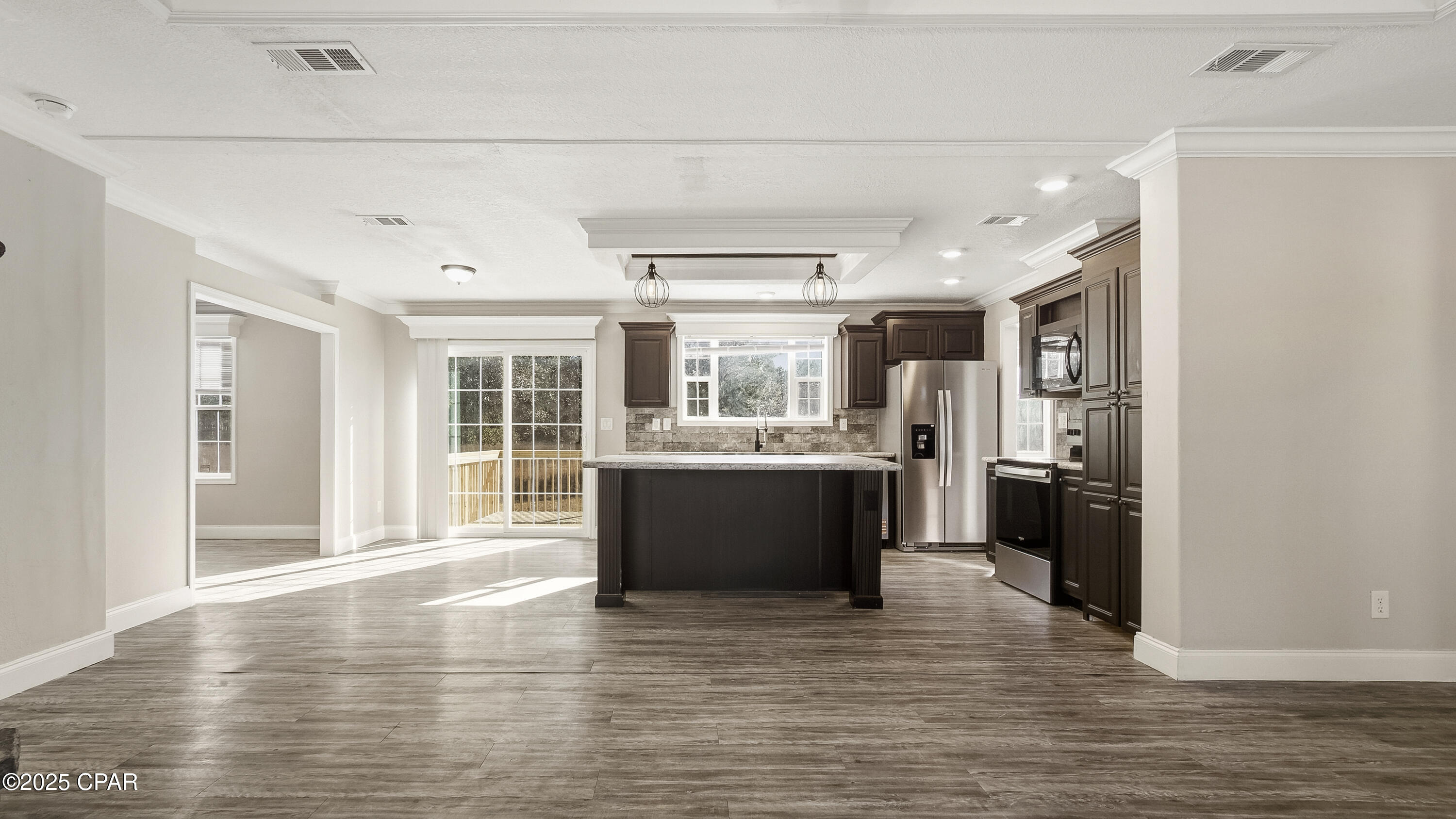 5375 Suncrest Road Marianna, FL 32448 - Photo 8 of 41