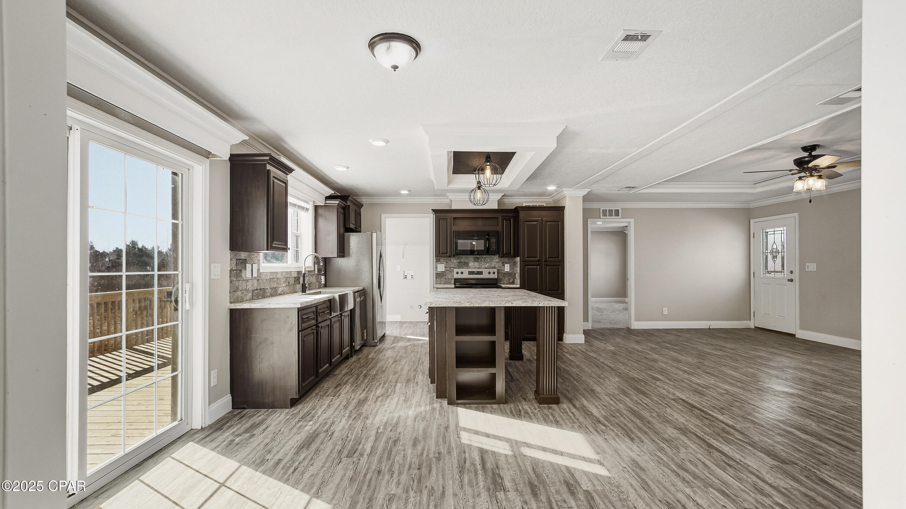 5375 Suncrest Road Marianna, FL 32448 - Photo 10 of 41