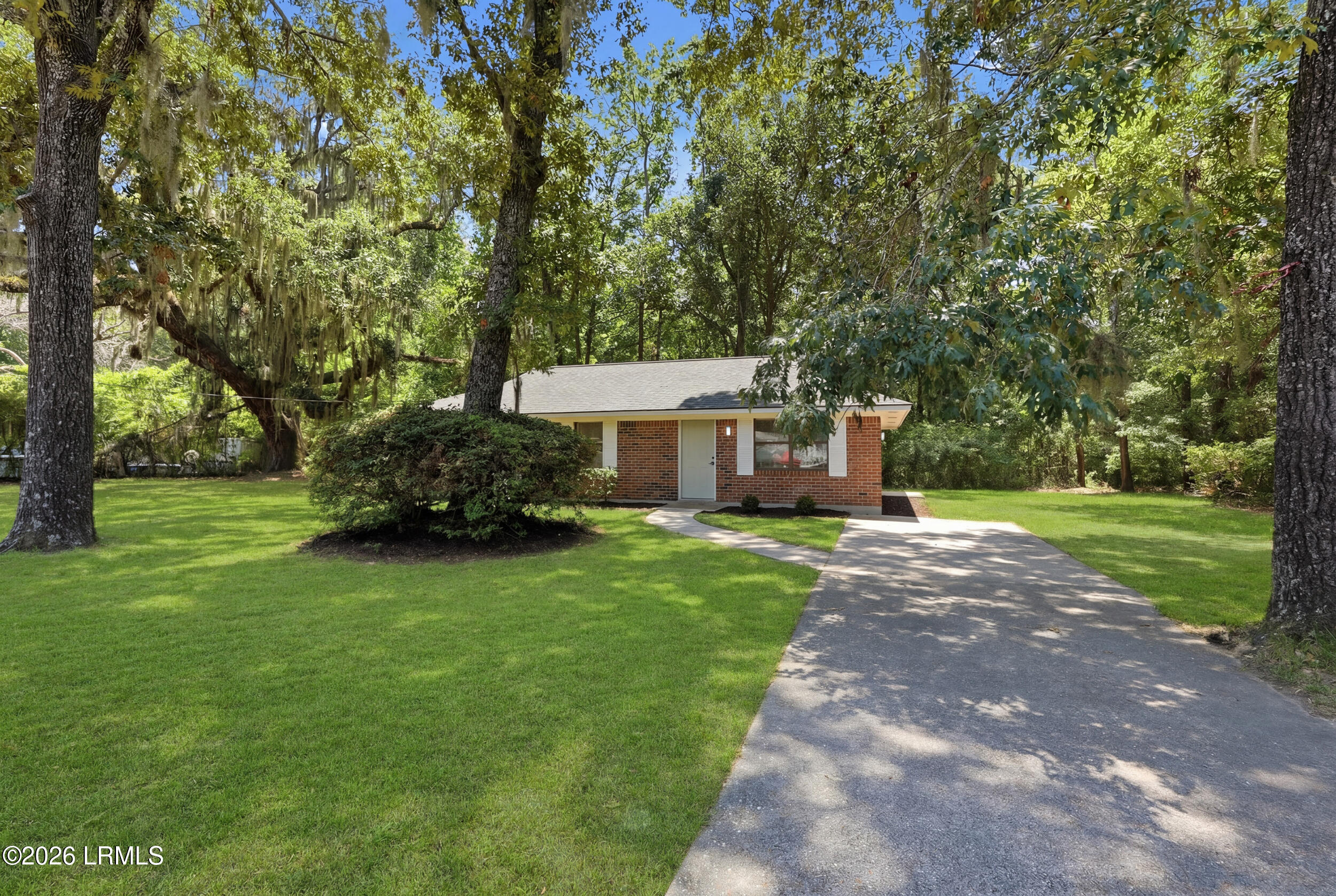 42 Roseida Rd Exd Beaufort, SC 29906 - Photo 2 of 54 3_dsc07392-2