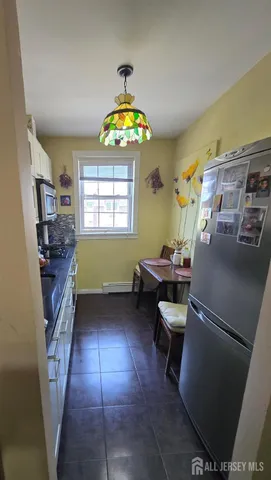 $2,000 | 416 Maryland Avenue, Unit 3D | Rosebank