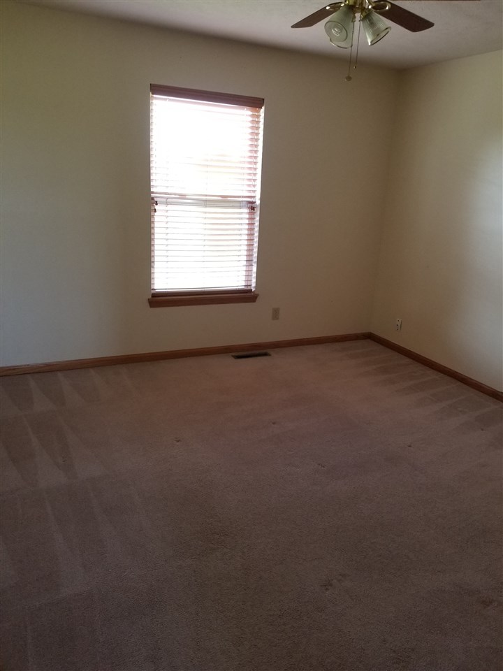 502 Cross Plains Road Rockford, IL 61107 - Photo 11 of 15 Gallery Image 11