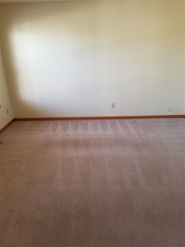 502 Cross Plains Road Rockford, IL 61107 - Photo 3 of 15 Gallery Image 3