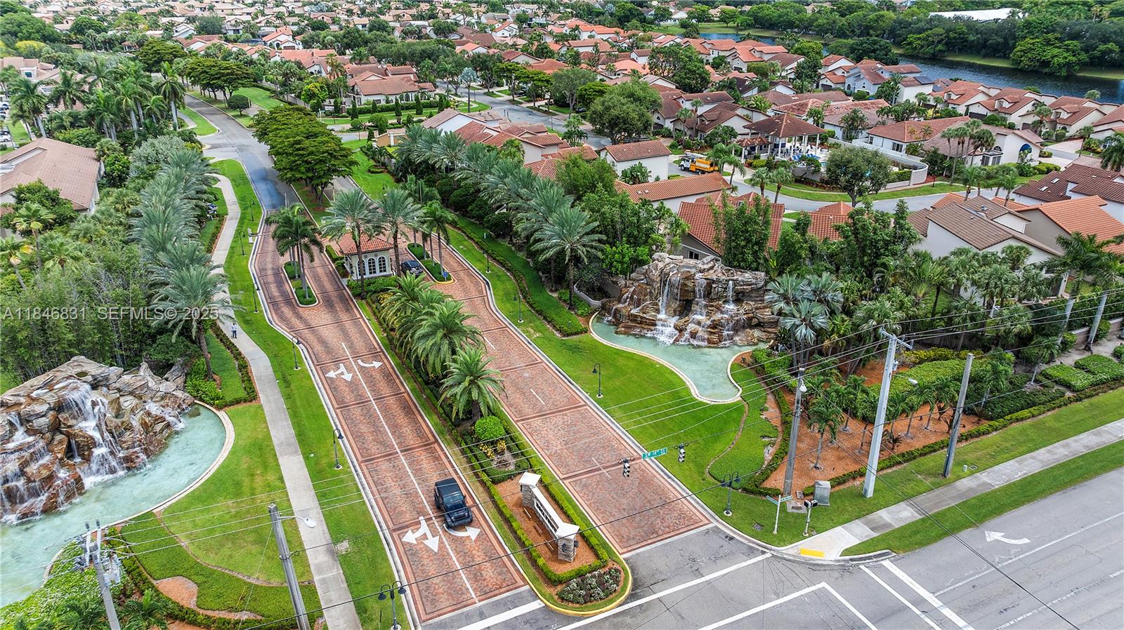 6603 Via Regina, Unit 50 Boca Raton, FL 33433 - Photo 2 of 48 a view of a city