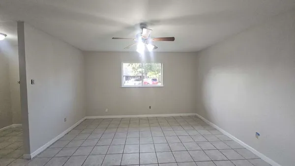 a view of empty room with window